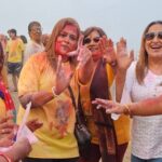 Mumbai जुहू बीच पर होली का धमाल I रंगों में सराबोर हुये मुम्बईकर