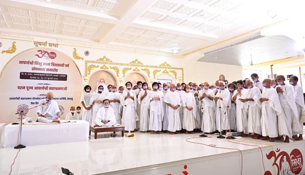 Thousands of devotees attend Terapanth New Yuvacharya announcement at Jain Vishva Bharati Ladnun